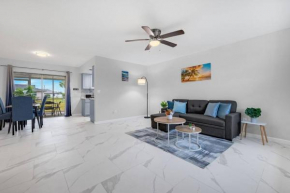 New vacation home, peaceful and centrally located in Cape Coral